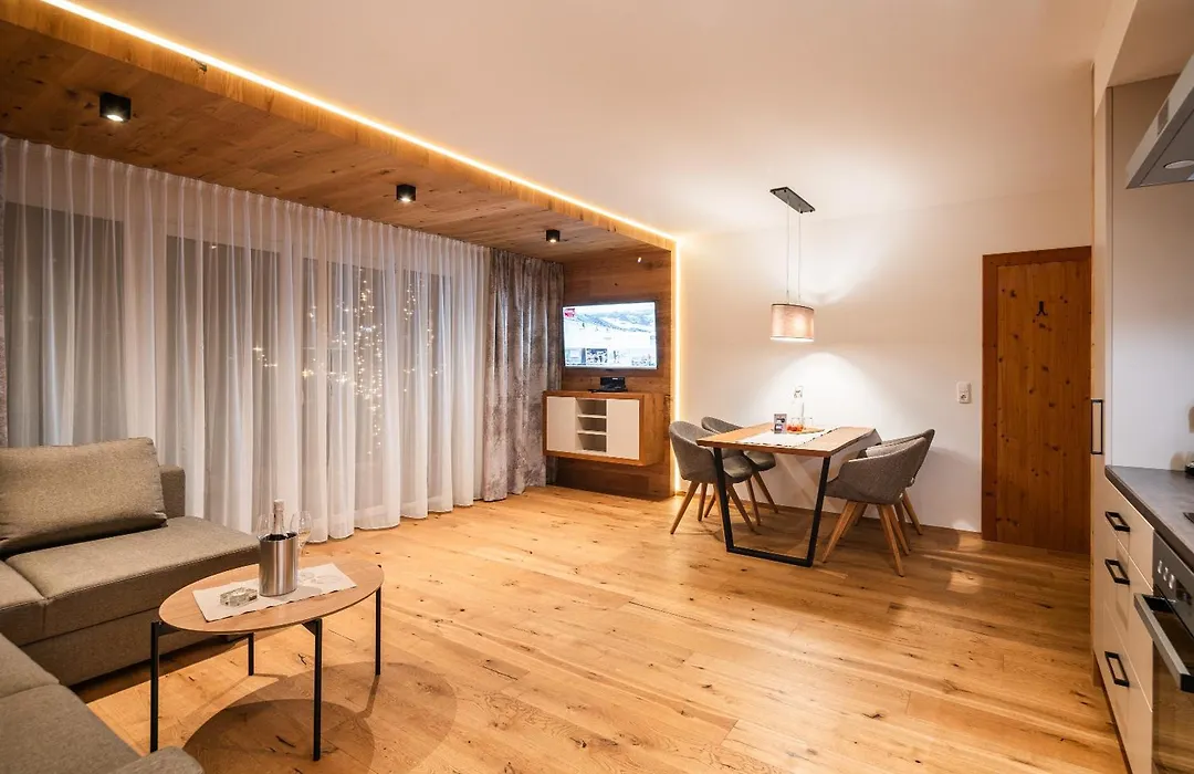 Apparthotel AlpenChalet-1