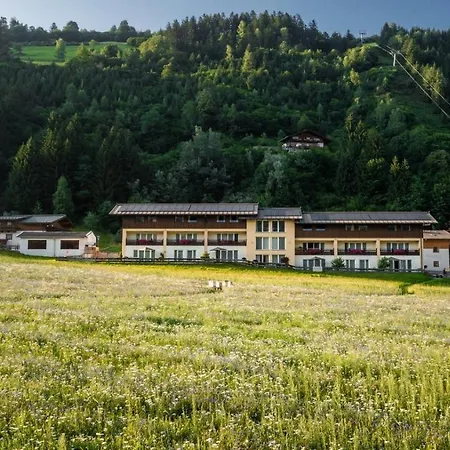 Apparthotel AlpenChalet-2
